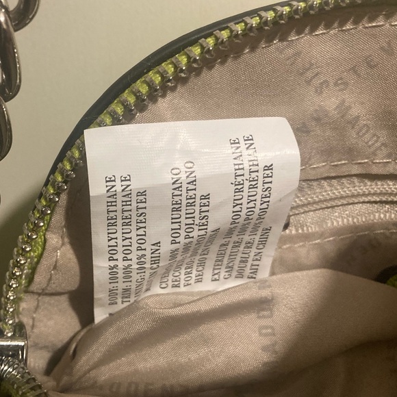 Steve Madden Vibrant Green Crossbody Bag - Picture 5 of 9